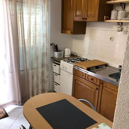 Leko * Žuljana